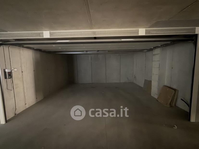 Trilocale in Via Alessandro Manzoni 5 — foto 21 di 28