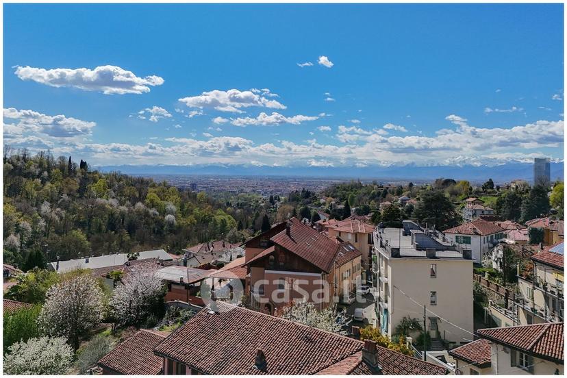 Villa in Strada dei Ronchi 11 — foto 2 di 23