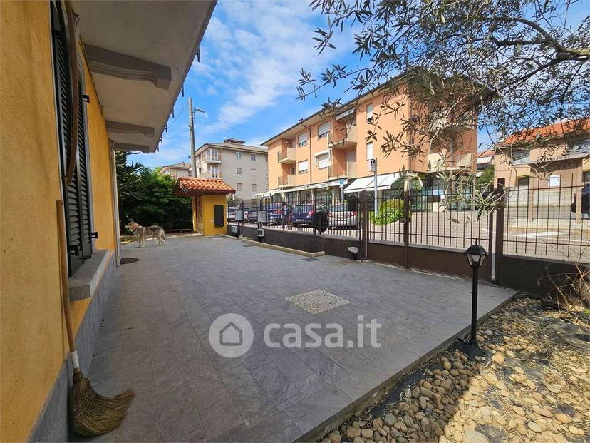 Villa in Via Goffredo Mameli — foto 19 di 36