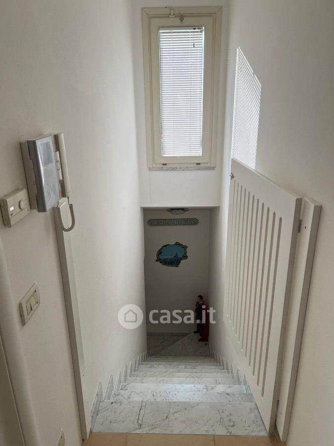 Villa in Via Giuseppe Viner — foto 22 di 36