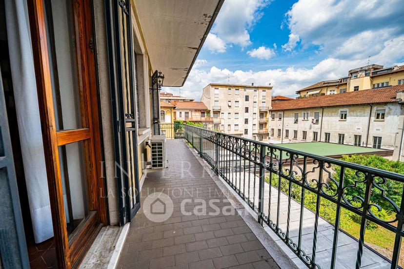 Quadrilocale in Via Quarto dei Mille — foto 2 di 40