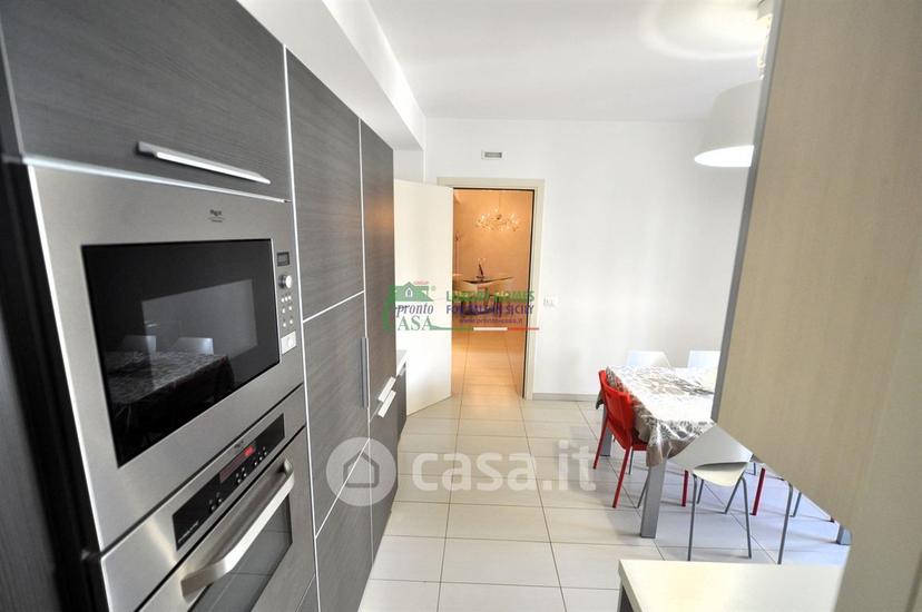 Appartamento in Via Aldo Licitra — foto 3 di 33