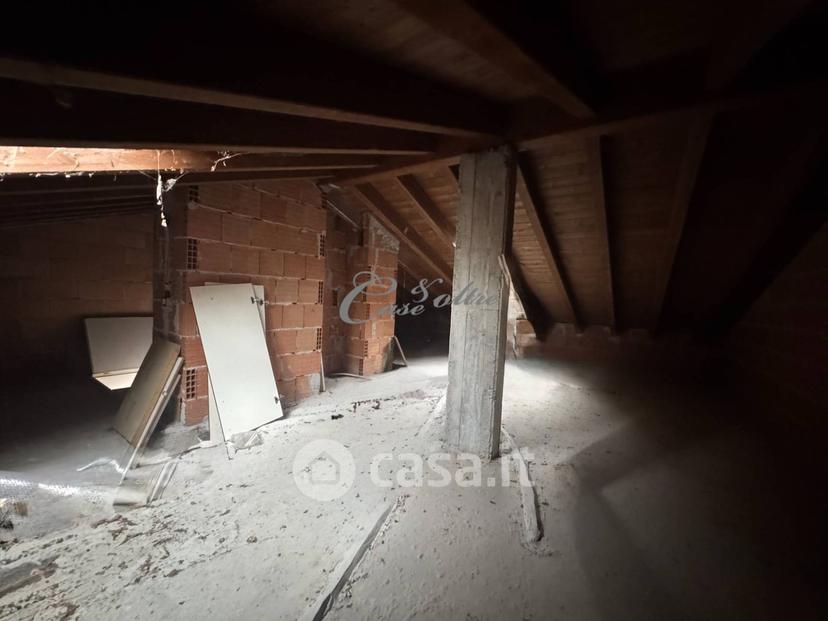 Trilocale in Via dei Giovi 11 — foto 9 di 28