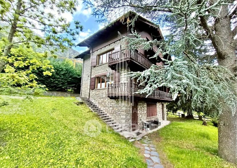 Appartamento in Via Rue F. Magni 15 a — foto 18 di 37