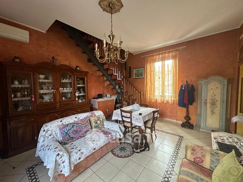 Trilocale in Via XXV Luglio 6 — foto 2 di 29