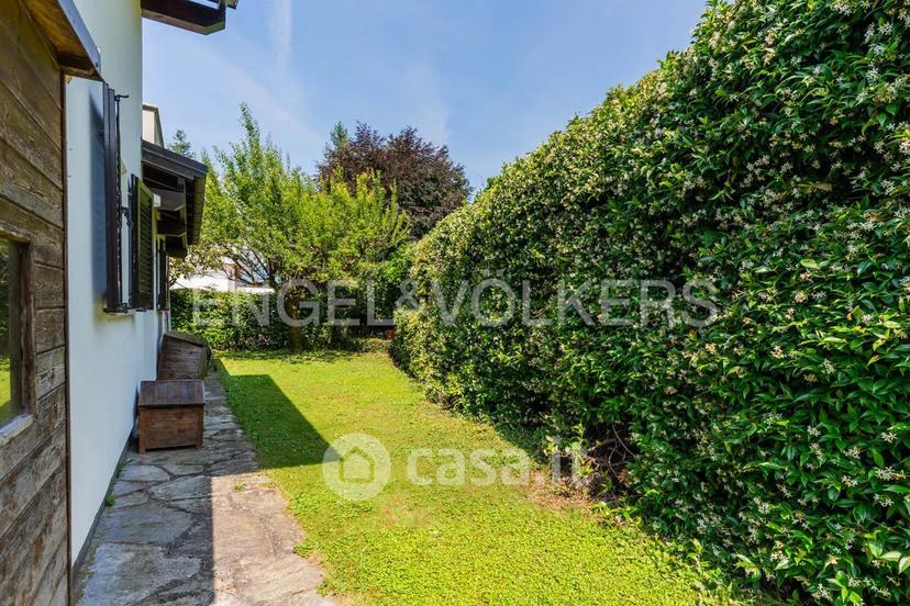 Villa in Via Venti Settembre 43 — foto 22 di 25