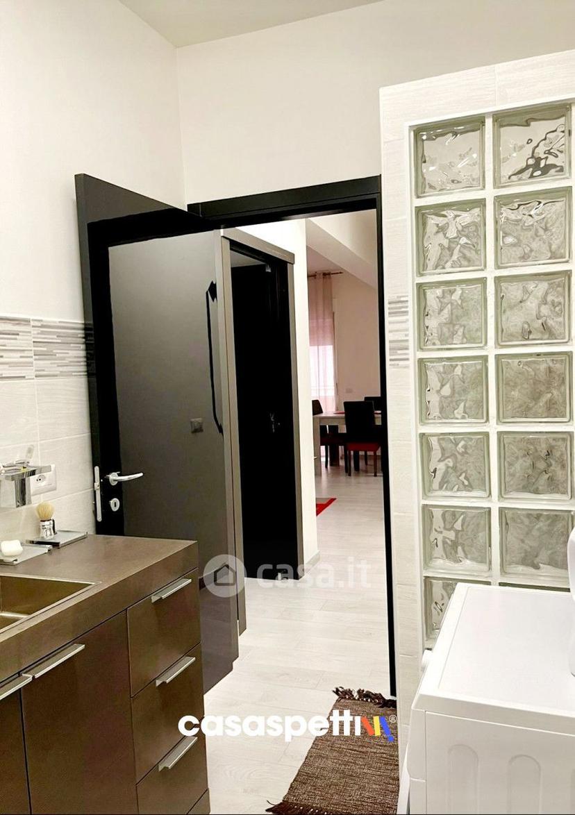 Trilocale in Via Raffaele Sammarco 67 — foto 10 di 41