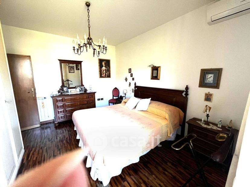 Villa in Via Tommaso Moro — foto 13 di 47