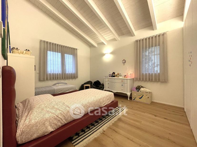 Villa in Via G. Matteotti 82 — foto 30 di 56