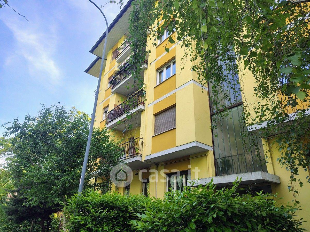 Appartamento in Via Roberto da Sanseverino 129