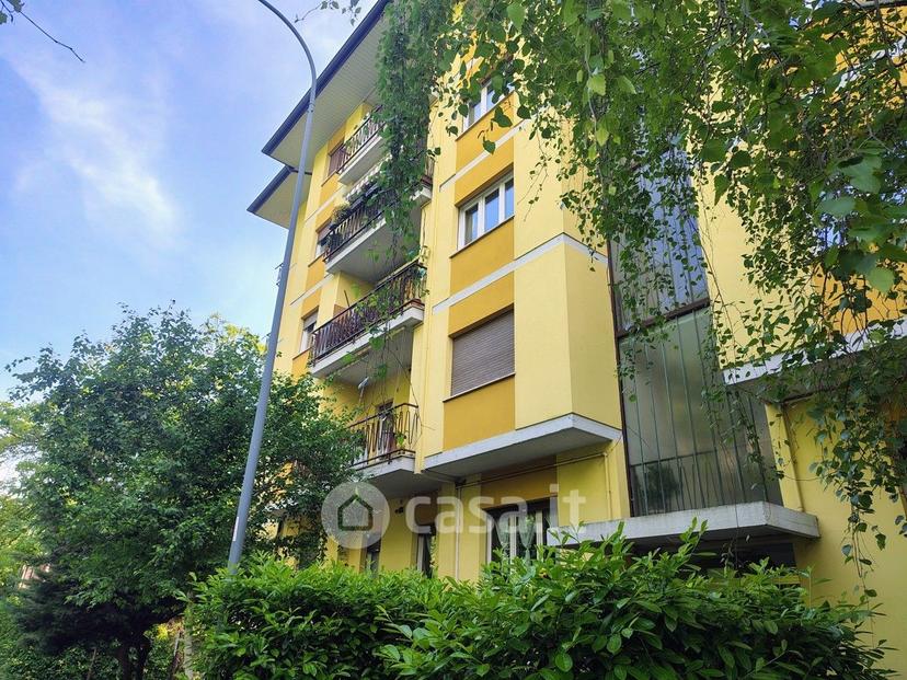 Appartamento in Via Roberto da Sanseverino 129