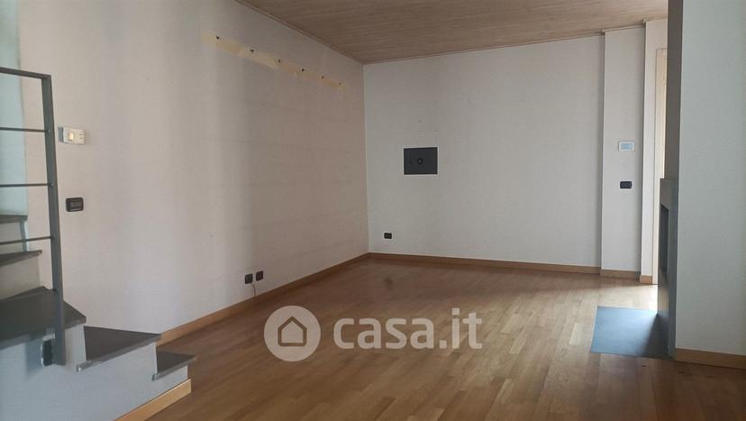 Trilocale in Piazza Giuseppe Garibaldi — foto 12 di 49