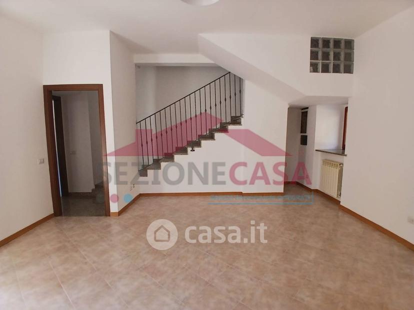 Quadrilocale in Via Giuseppe Garibaldi 10 — foto 10 di 48
