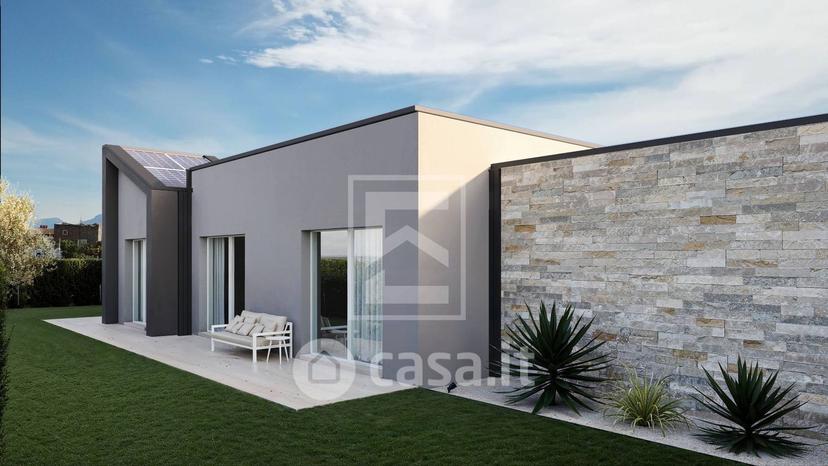 Villa in Piazza San Martino — foto 13 di 28