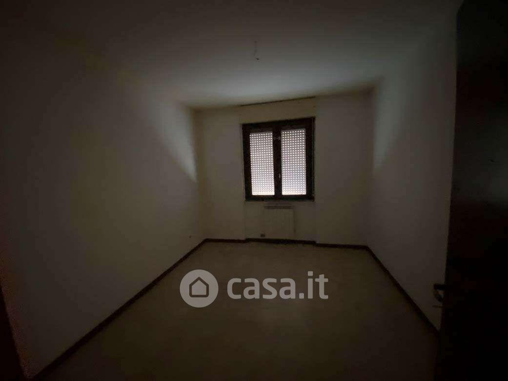 Trilocale in Via Italia 19
