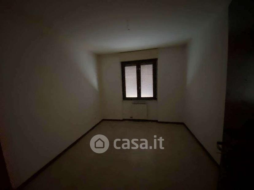 Trilocale in Via Italia 19
