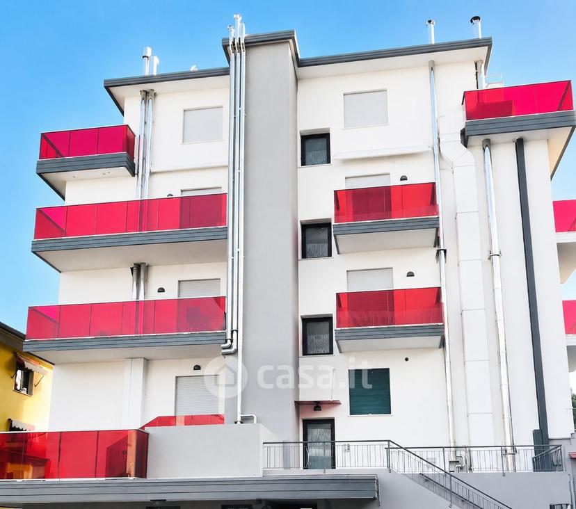 Trilocale in Giosuè Carducci 6 — foto 27 di 33
