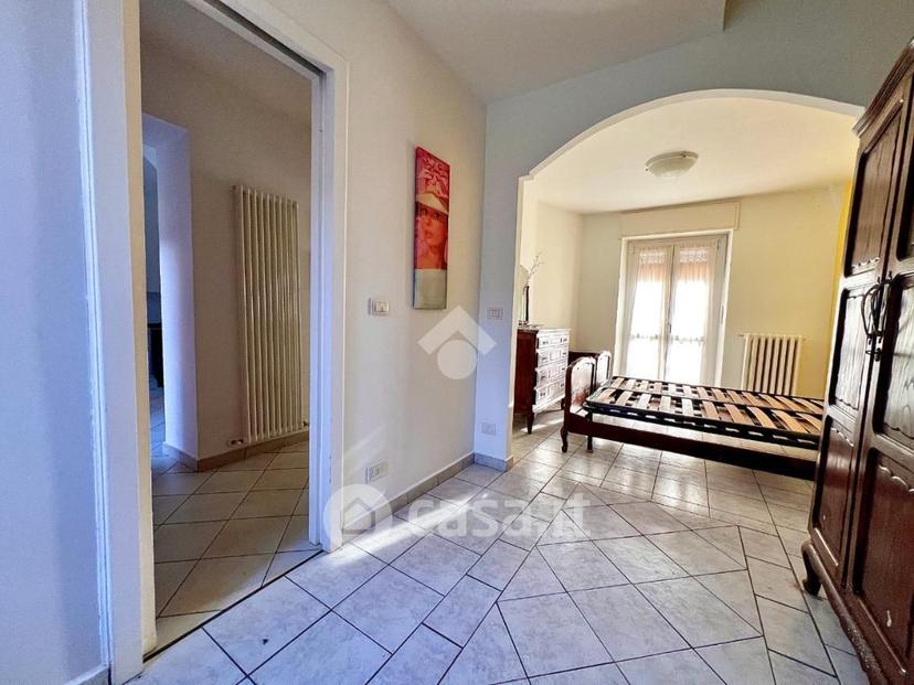 Trilocale in Via Roma 11 — foto 2 di 16
