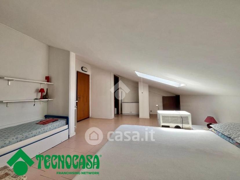 Quadrilocale in Viale 25 Aprile 32 — foto 23 di 24