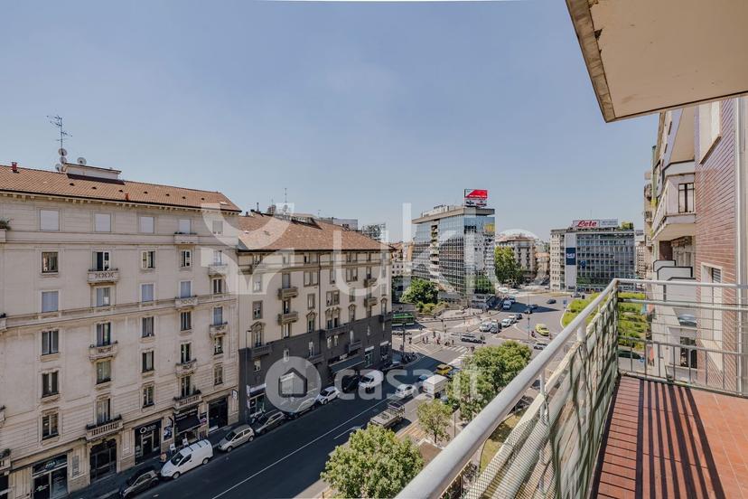 Trilocale in Via Andrea Costa — foto 2 di 24