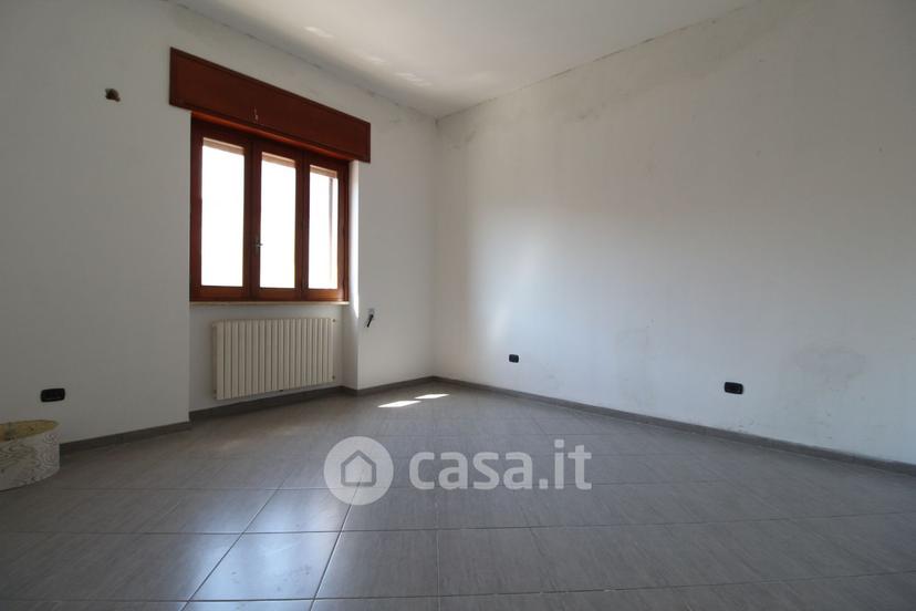 Trilocale in Via Udine 35 — foto 23 di 33