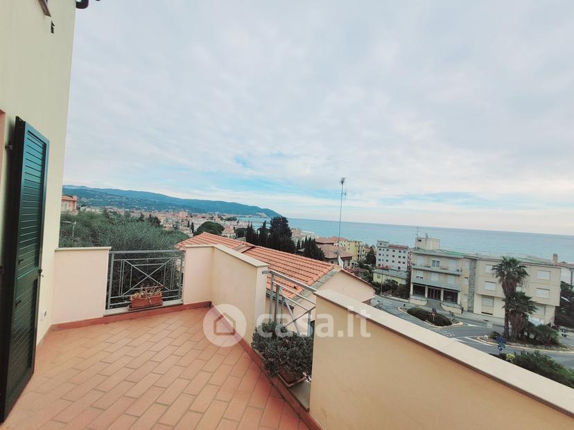Bilocale in Via Divina Provvidenza — foto 18 di 44