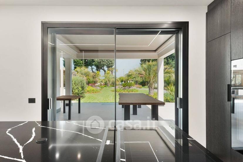 Villa in Via di Tonfano — foto 12 di 38