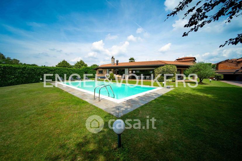 Villa in Roma 41 — foto 31 di 83