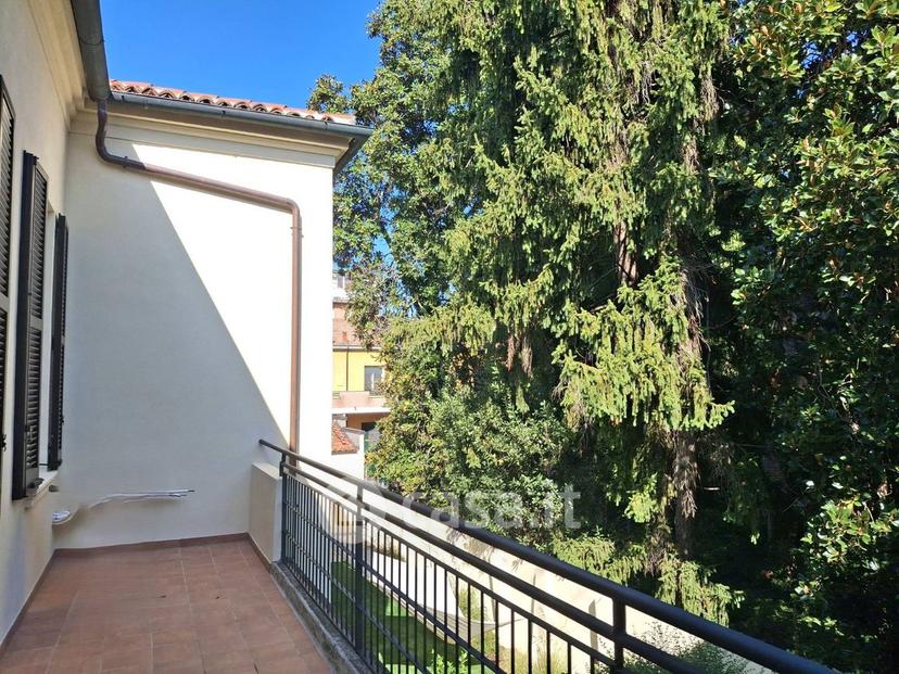Quadrilocale in Via Francesco del Cossa 21 — foto 32 di 35