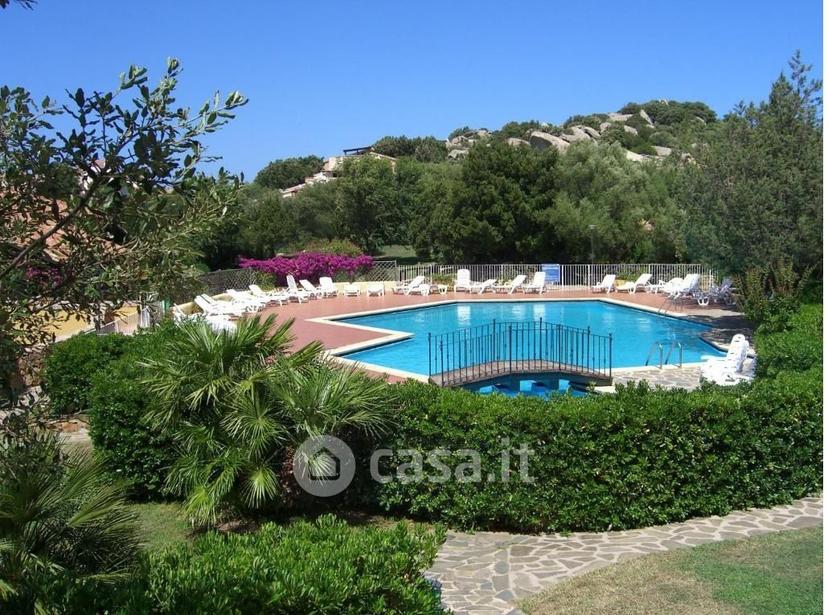 Trilocale in Via Porto Rotondo — foto 15 di 24