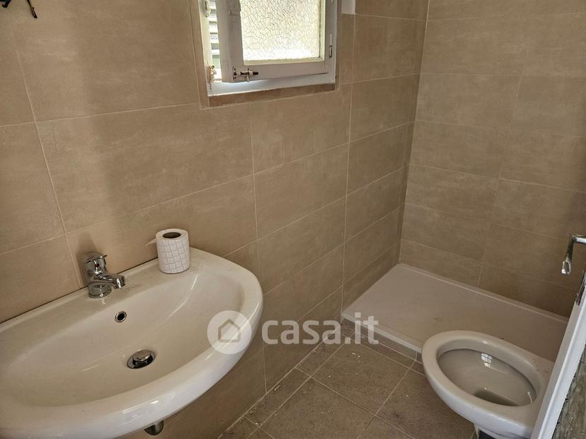 Trilocale in Via Simone de Brado — foto 8 di 9