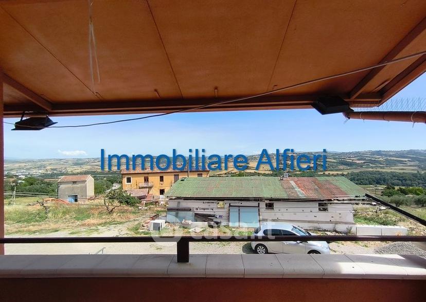 Trilocale in Capodimonte 110 — foto 3 di 10