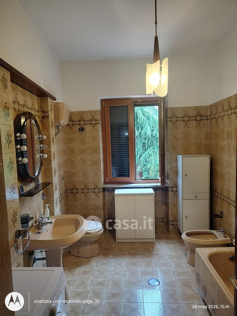 Trilocale in Via Casilina Nord — foto 9 di 11