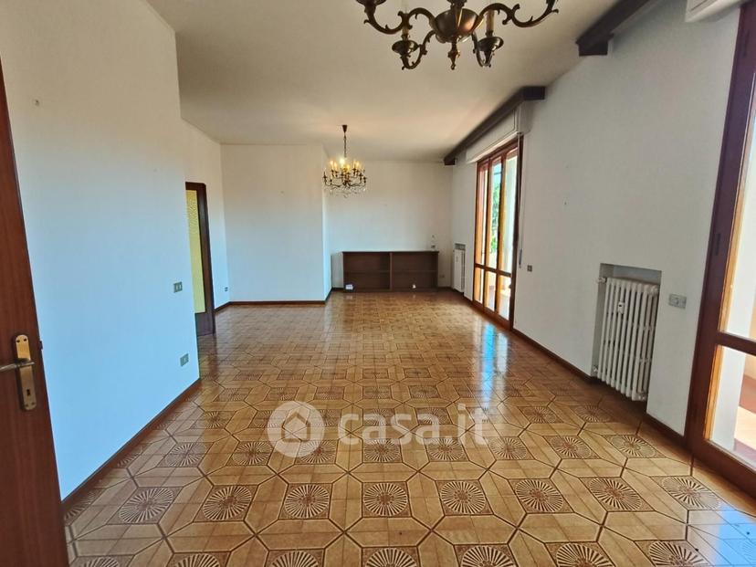 Quadrilocale in Piazza A. Toscanini 50053 — foto 27 di 36