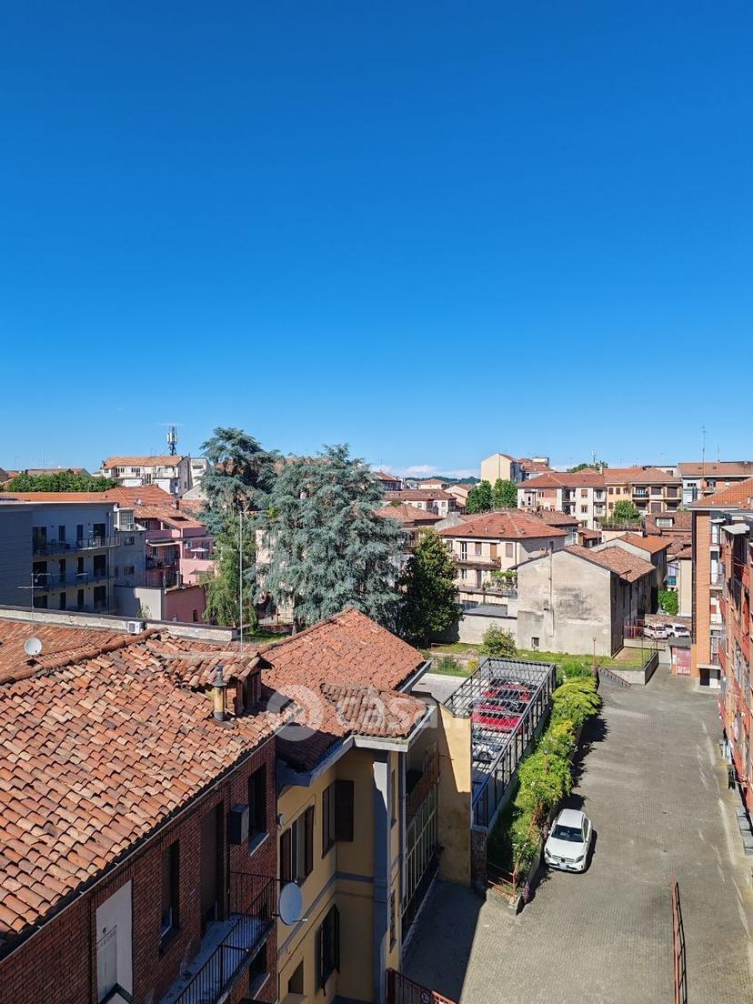 Stanza in Via Gioacchino Rossini 15 — foto 22 di 33