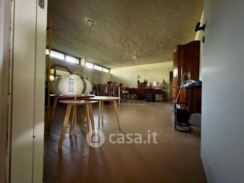 Villa in Via Giosuè Carducci 20 a — foto 51 di 182