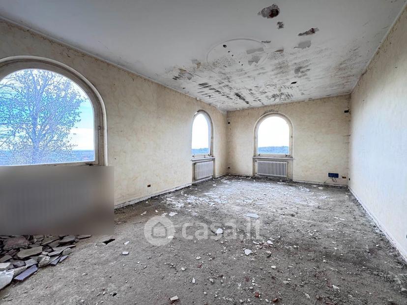 Villa in Via Cavalli d'Olivola 7 — foto 14 di 40