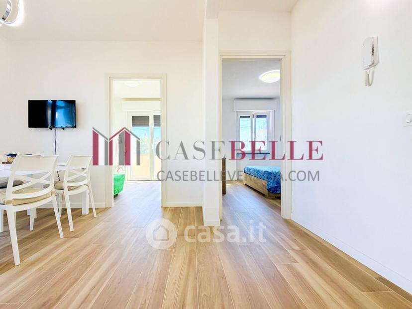 Trilocale in Via Umberto Giordano 55041 — foto 24 di 33
