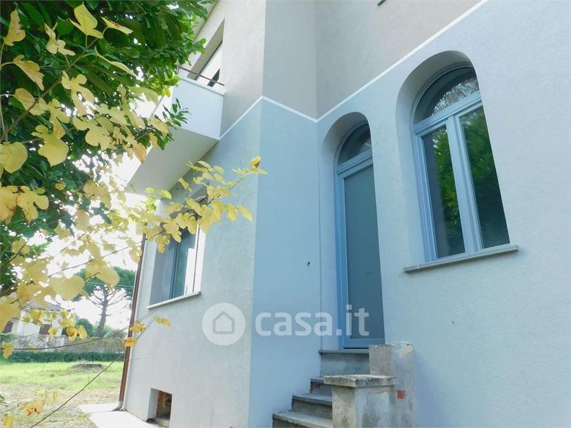 Quadrilocale in Via Brogioli 9 — foto 11 di 15