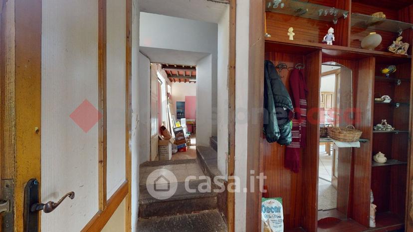 Appartamento in Via della Rocca 7 — foto 7 di 33