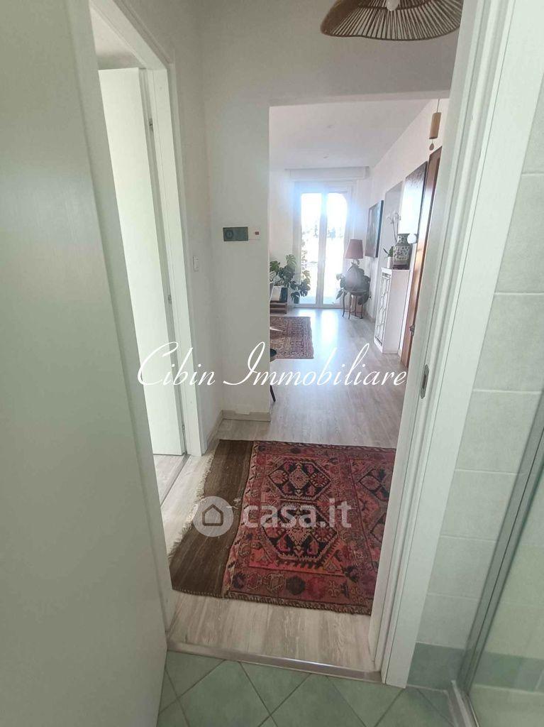 Stanza in Via G.marconi — foto 24 di 37