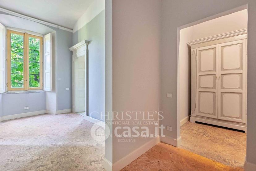 Villa in Via Giuseppe Parini 9 — foto 34 di 35