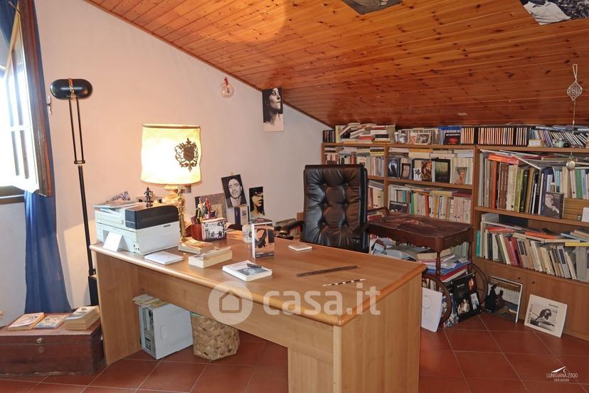 Villa in Via Nazionale 49 — foto 17 di 92
