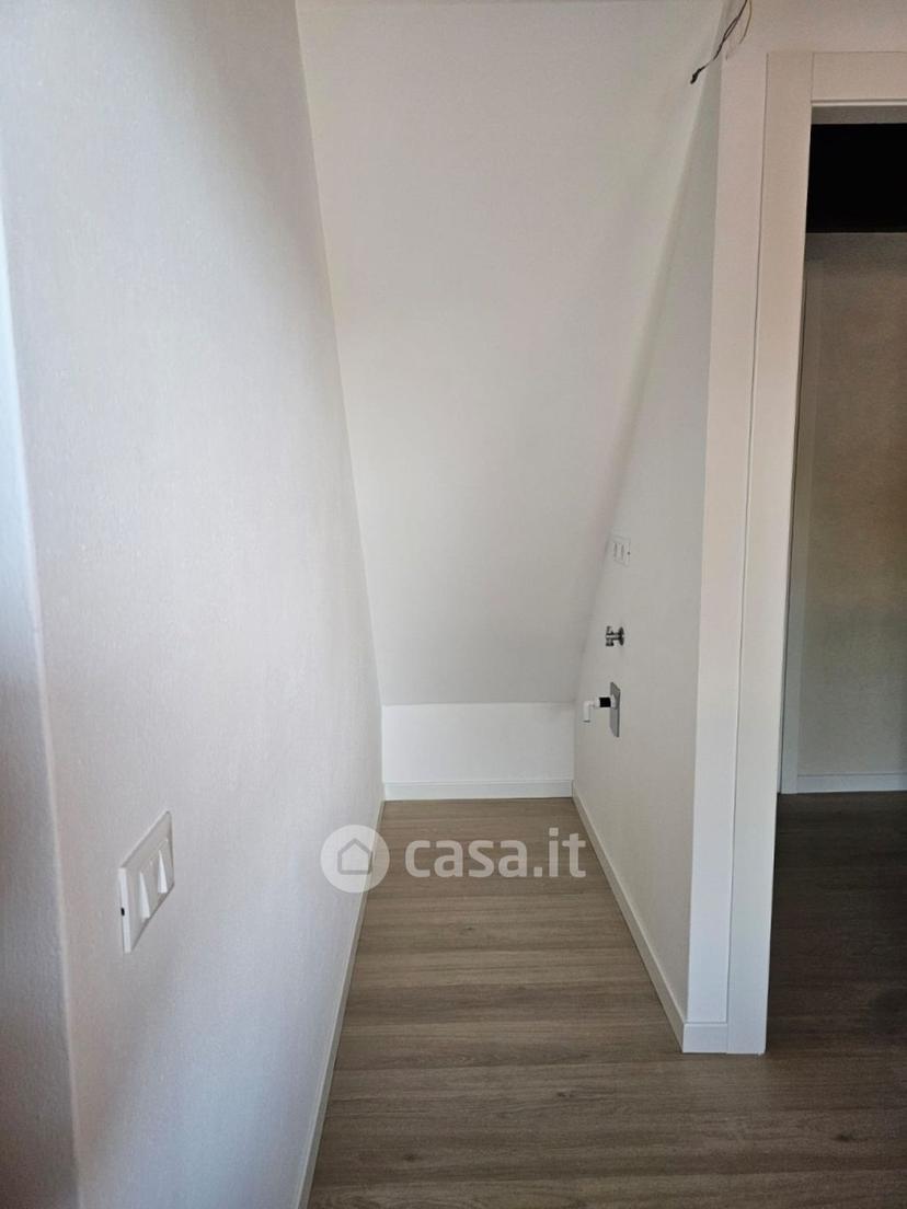 Trilocale in Via Duca d'Aosta