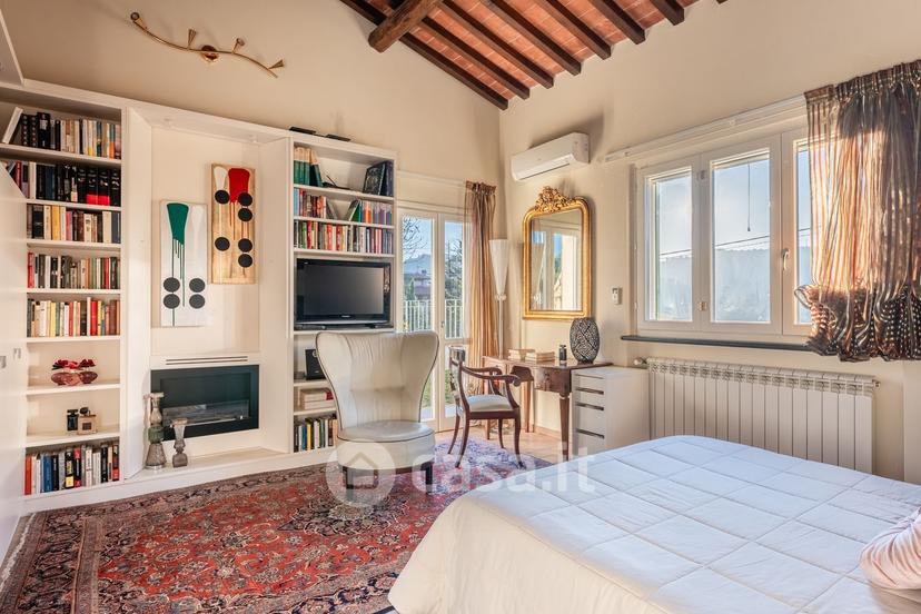Villa in Via della Costa 72 — foto 11 di 39