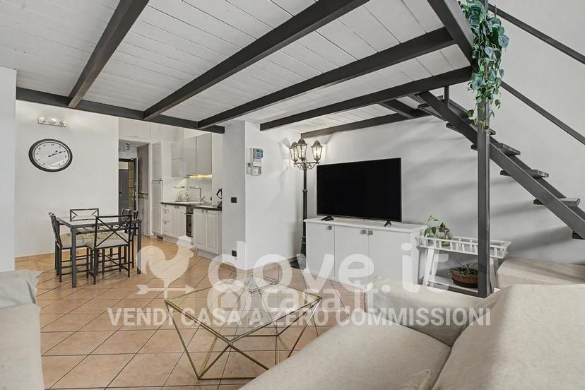 Bilocale in Via Luigi Pasteur 2 — foto 8 di 46