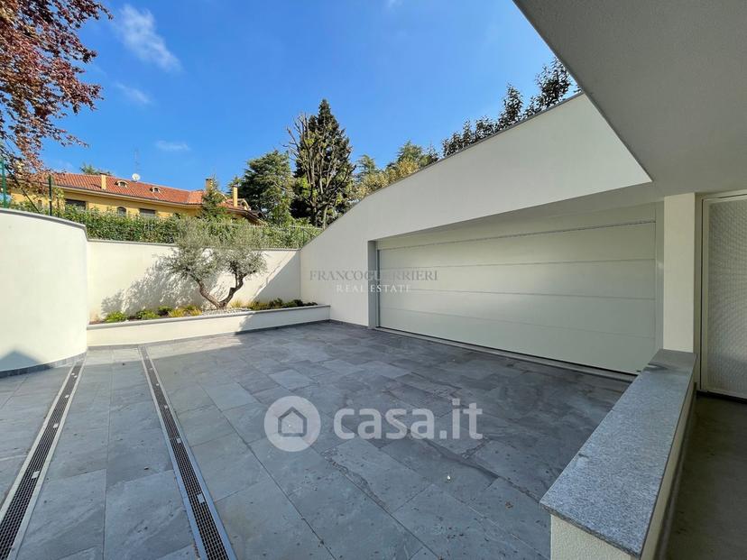 Villa in Via Alcide de Gasperi — foto 13 di 29