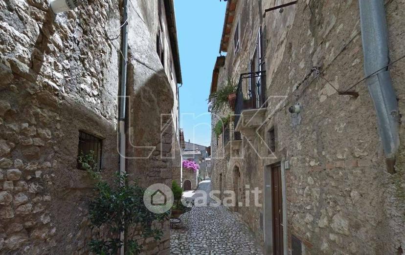 Trilocale in Via Aldo Manuzio — foto 12 di 22