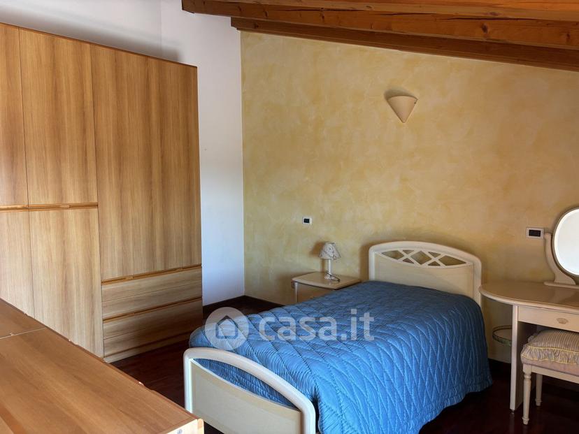 Trilocale in Via Aquileia — foto 18 di 30