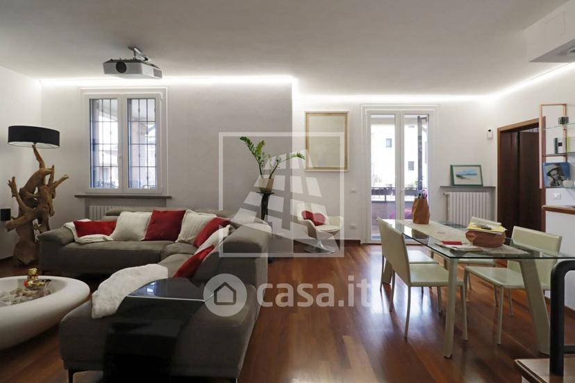 Villa in Via Gianni Rodari 16 — foto 46 di 89